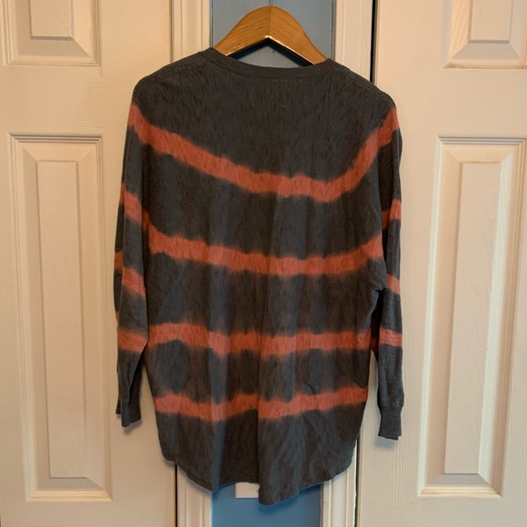 Cropped Sleeve Cardigan - Picture 2 of 4